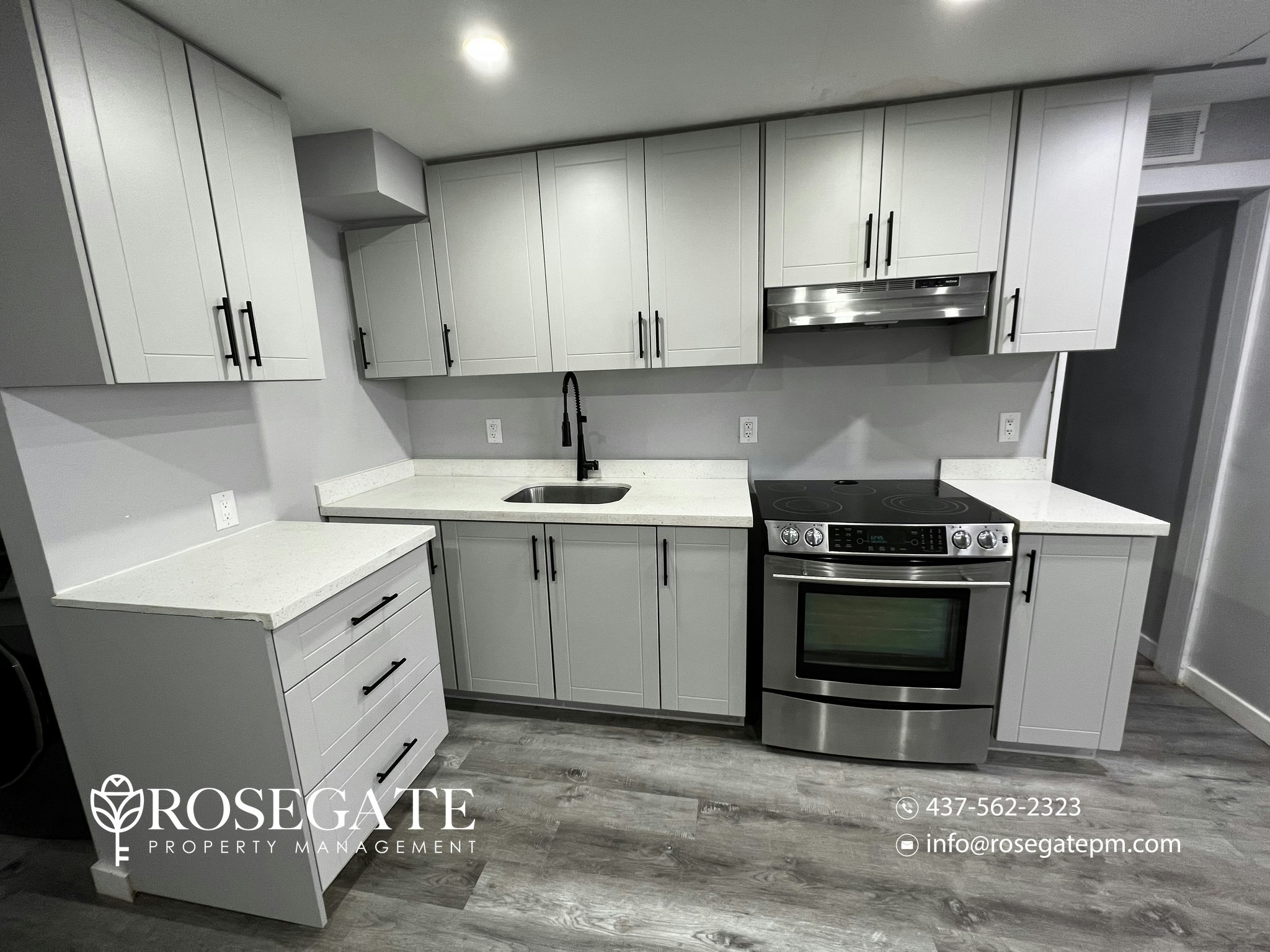2-911 Robert Ferrie Drive, Kitchener, ON, N2R 0P2 - 2