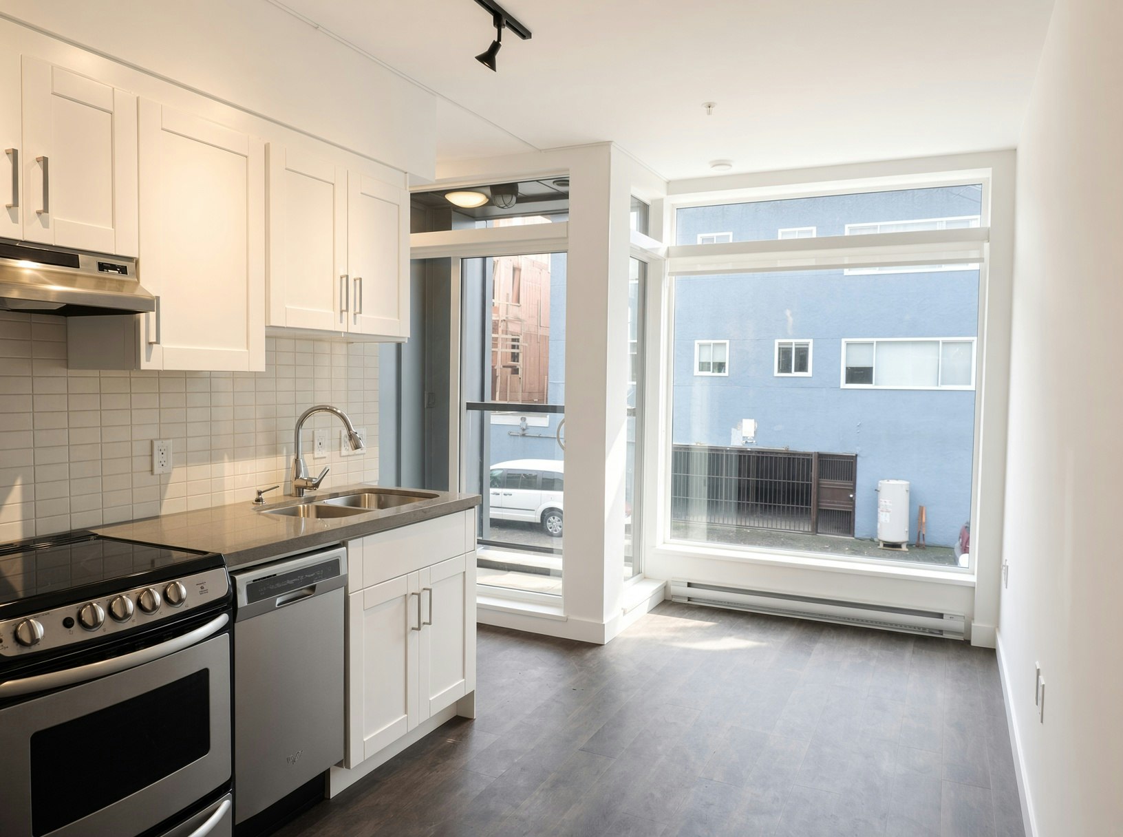 1-1551 Henshaw Lane, Vancouver, BC, V6G 0B9