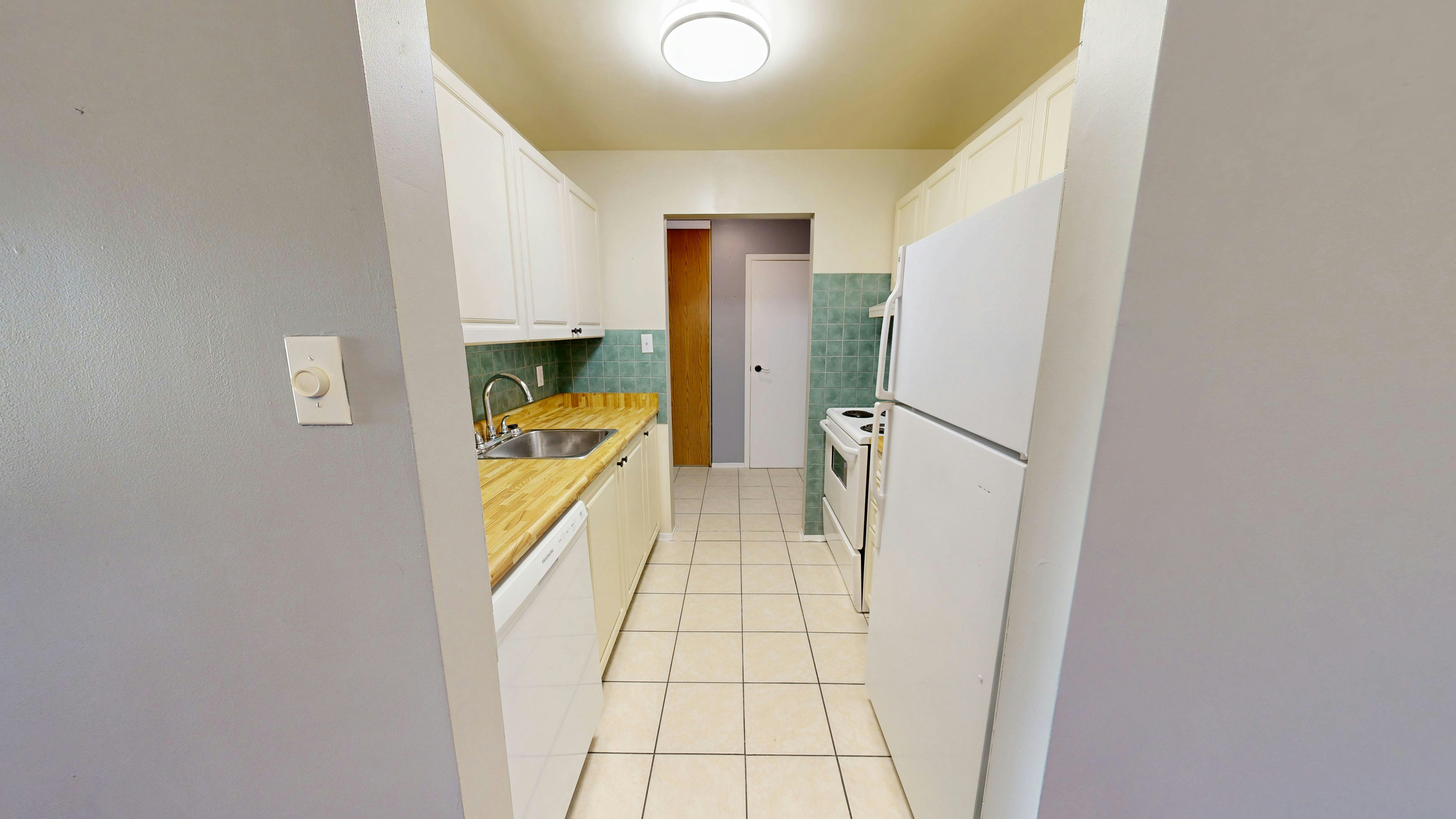 209-727 Deveron Crescent, London, ON, N5Z 4X4 - 9