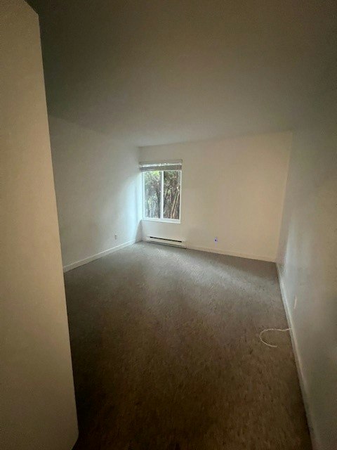 102-10011 150 Street, Surrey, BC, V3R 4A7 - 10