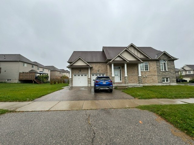 B-279 Countrystone Crescent, Kitchener, ON, N2N 3S2