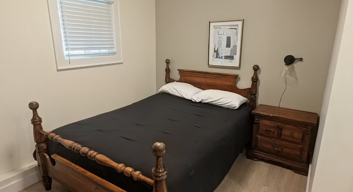 734 Rogers Avenue, Saanich, BC, V8X 3P9 - 7