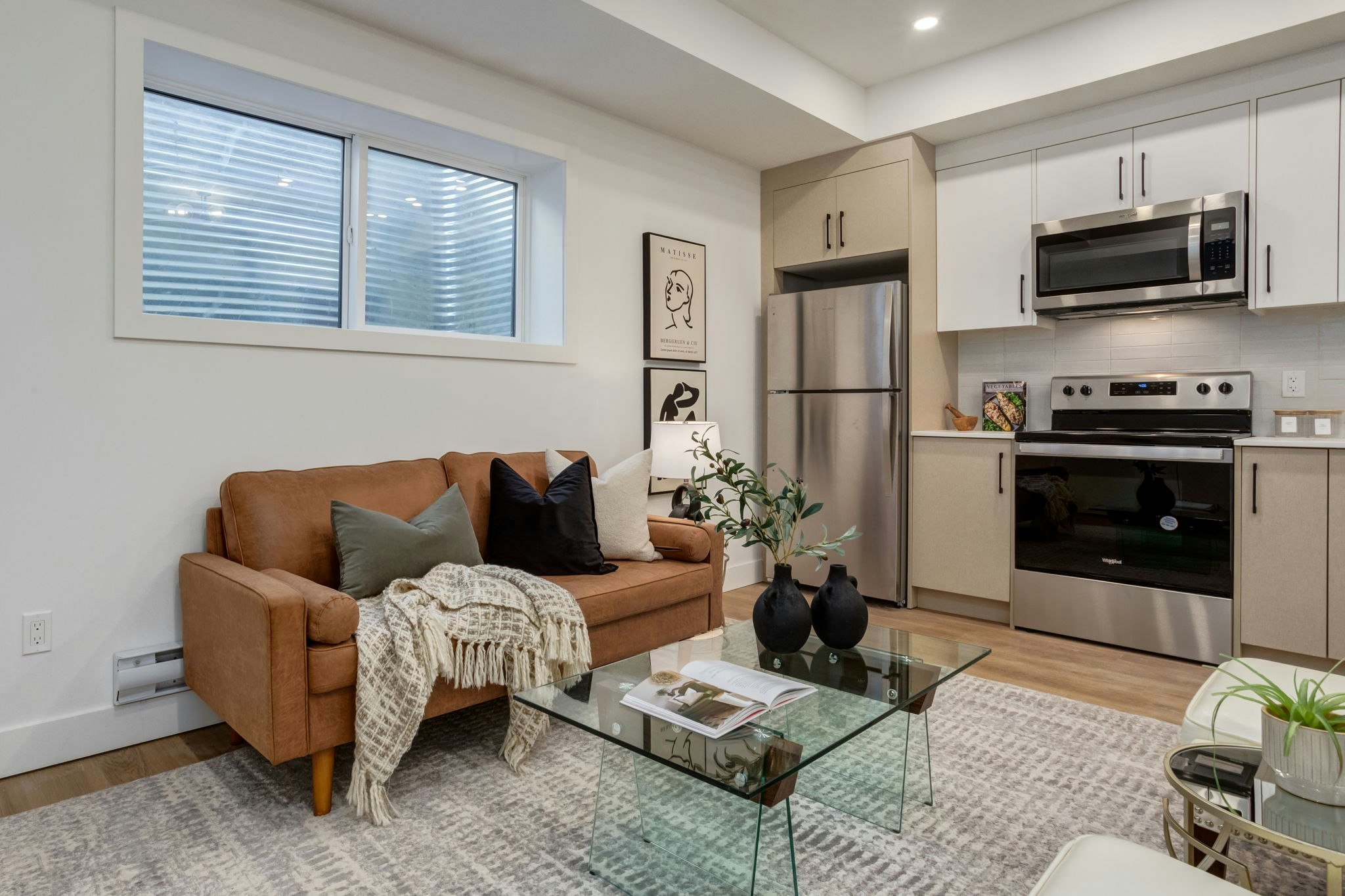 102B-1912 19 Avenue Northwest, Calgary, AB, T2T 1E4 - 3
