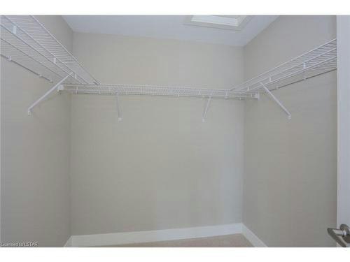 349 Edgevalley Road, London, ON, N5V 0C3 - 14