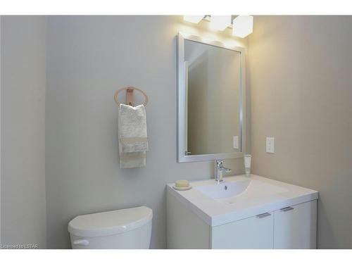 349 Edgevalley Road, London, ON, N5V 0C3 - 11