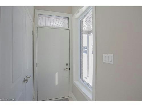349 Edgevalley Road, London, ON, N5V 0C3 - 3