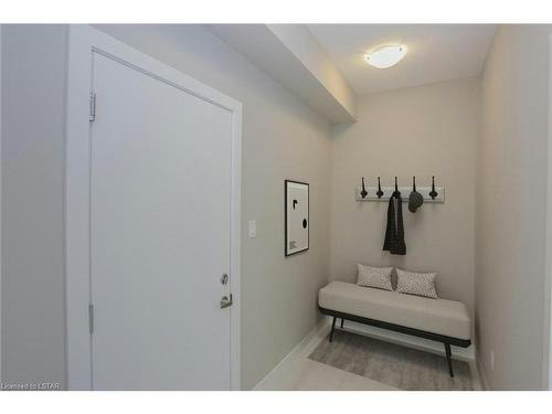 349 Edgevalley Road, London, ON, N5V 0C3 - 4