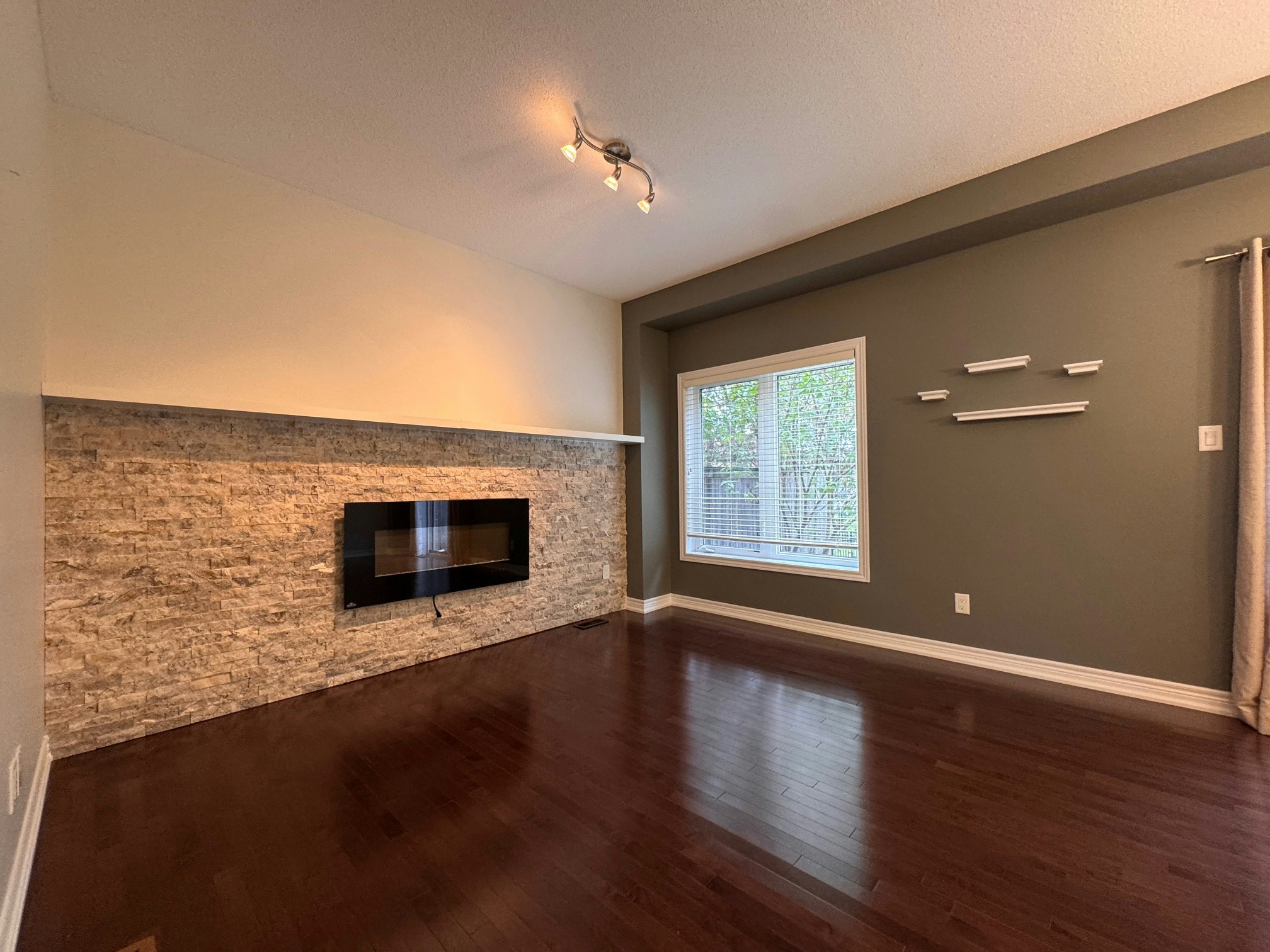 60-342 Mill Street, Kitchener, ON, N2M 0A4 - 5