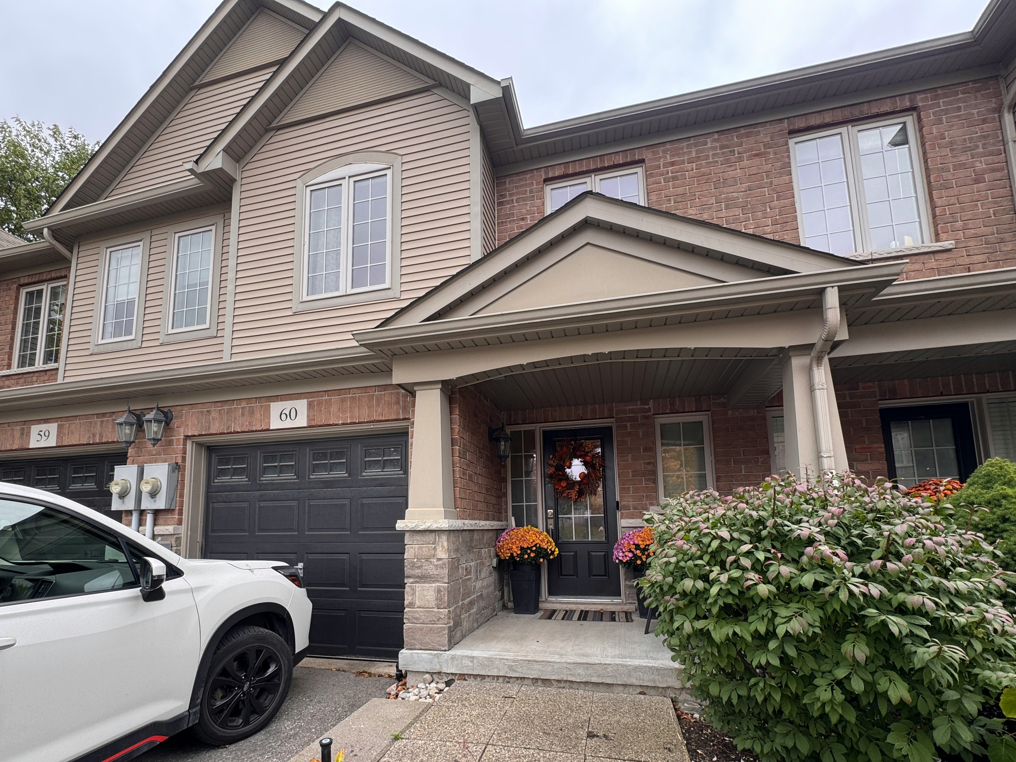 60-342 Mill Street, Kitchener, ON, N2M 0A4