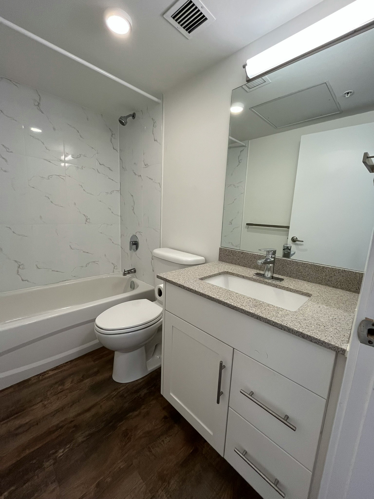 508-366 East 3rd Street, North Vancouver, BC, V7L 1E9 - 14