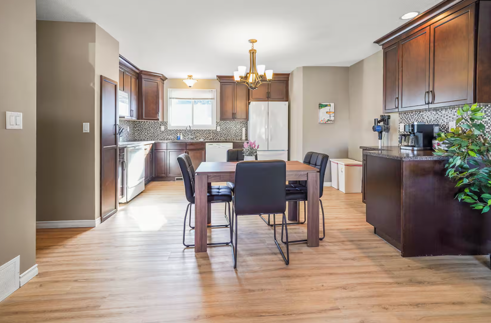 5 Watson Street, Red Deer, AB, T4N 5X7 - 9