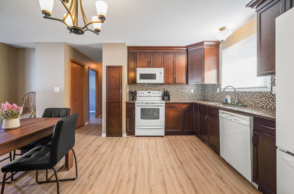 5 Watson Street, Red Deer, AB, T4N 5X7 - 8
