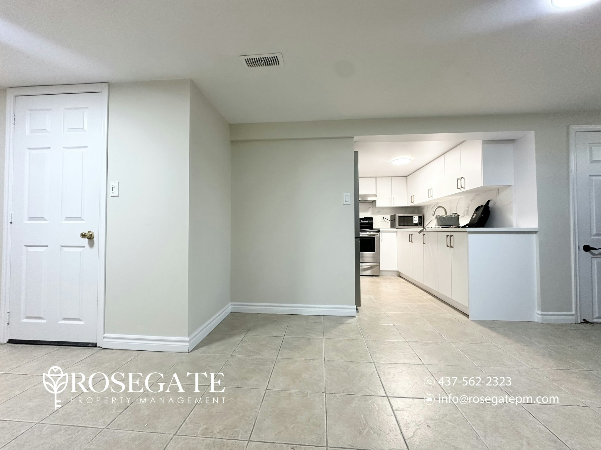 2-218 Taylor Mills Drive North, Richmond Hill, ON, L4C 2T7 - 4