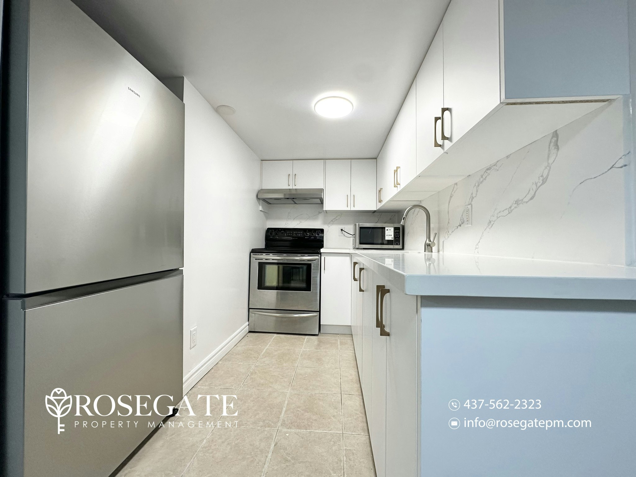 2-218 Taylor Mills Drive North, Richmond Hill, ON, L4C 2T7 - 2