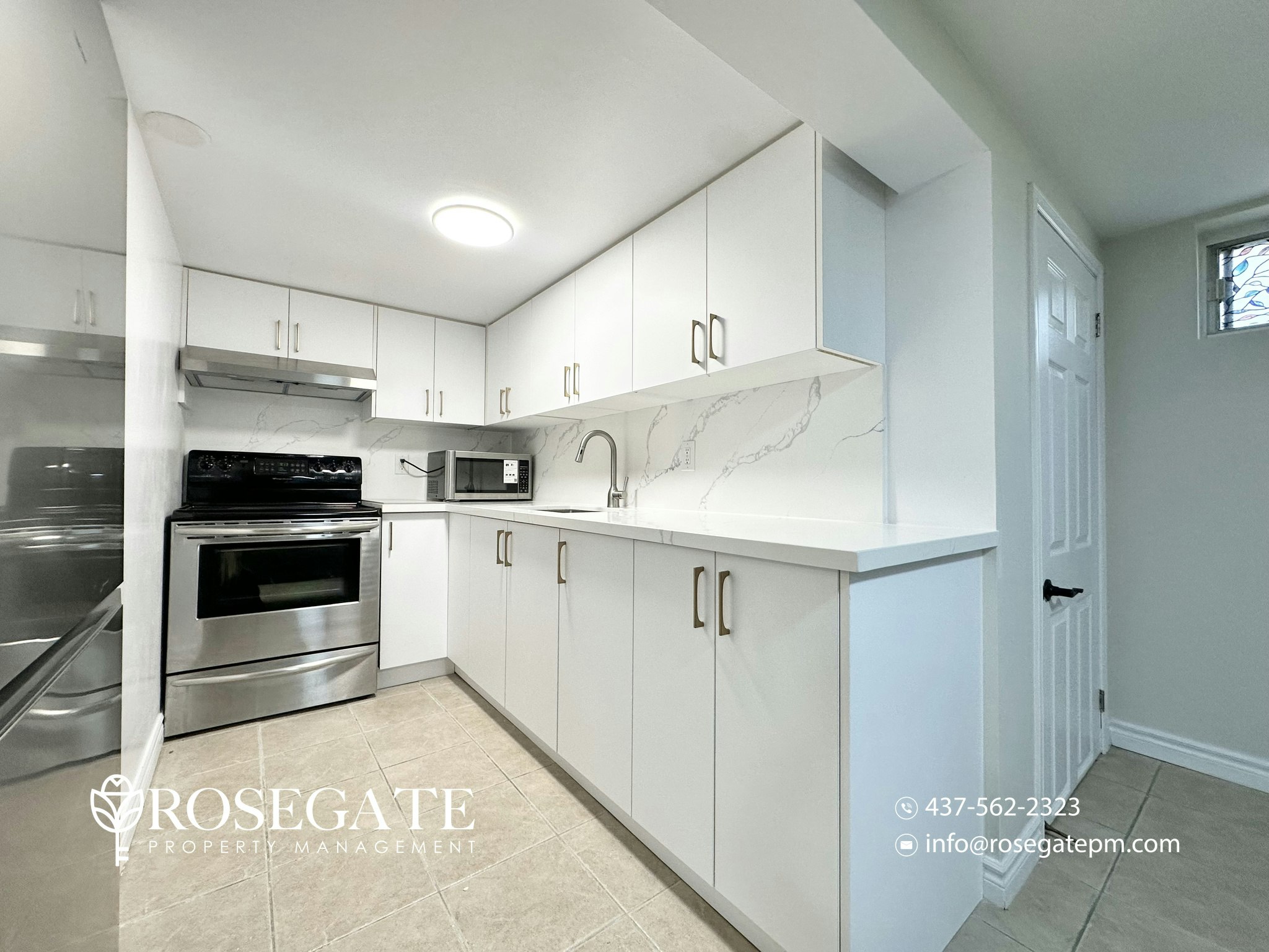 2-218 Taylor Mills Drive North, Richmond Hill, ON, L4C 2T7 - 3