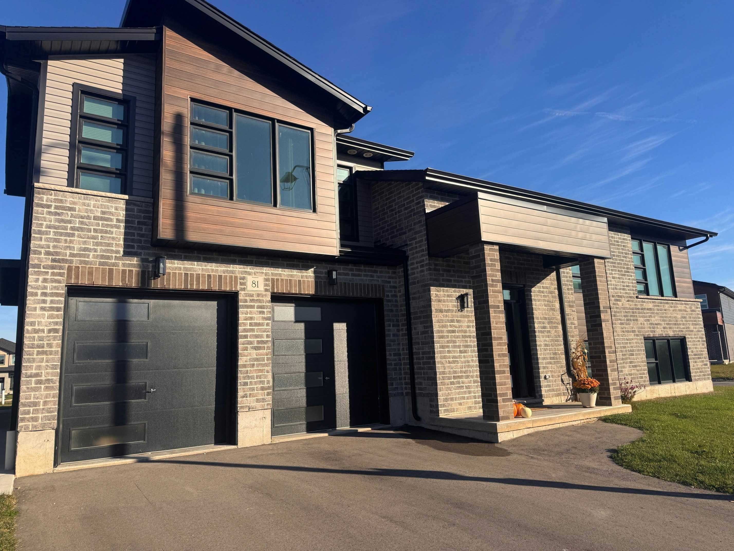 Lower-2-81 Moon Crescent, Cambridge, ON, N1S 0C4