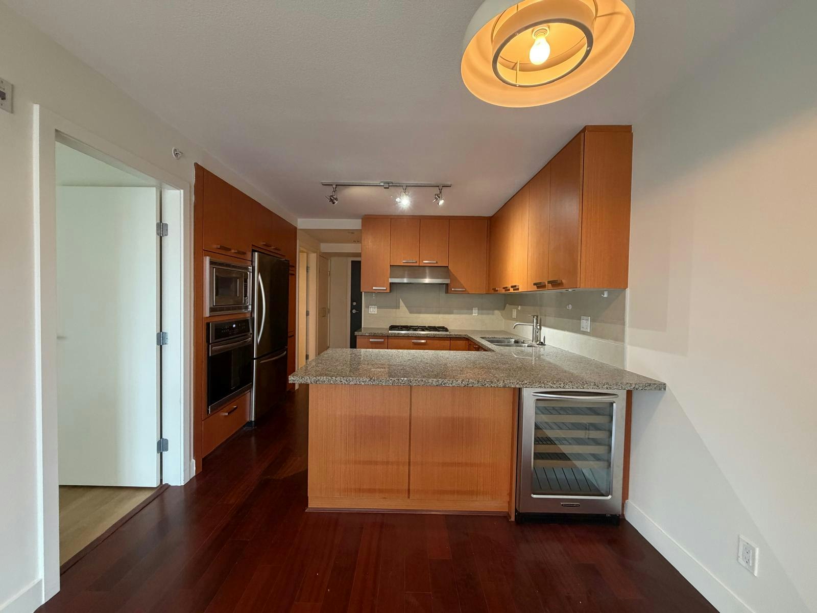 208-3228 Tupper Street, Vancouver, BC, V5Z 4S7 - 2