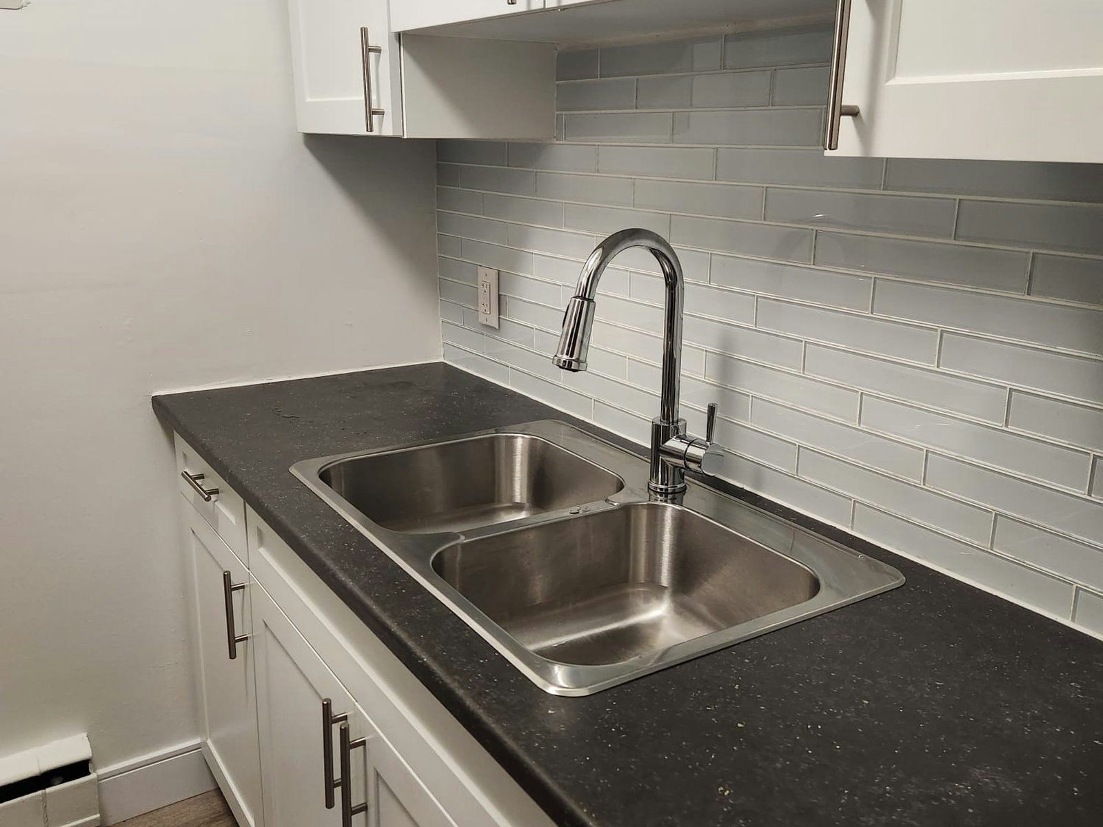 14-21 Stirling Avenue South, Kitchener, ON, N2G 3N6 - 19