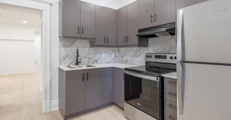 7-2161 Prud'homme Avenue, Montréal, QC, H4A 3H3 - 3