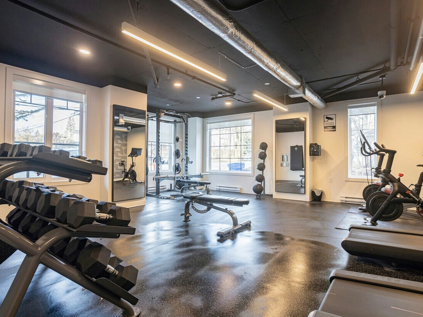 Suite 415-3360 16 Street SW, Calgary, AB, T2T 1Y5 - 13