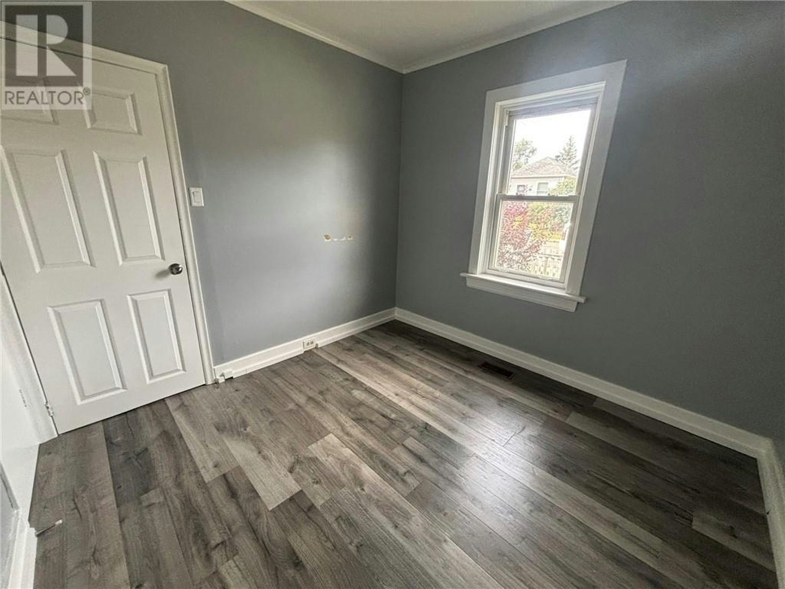 2 Bed-358 Burton Avenue, Greater Sudbury, ON, P3C 4K5 - 16