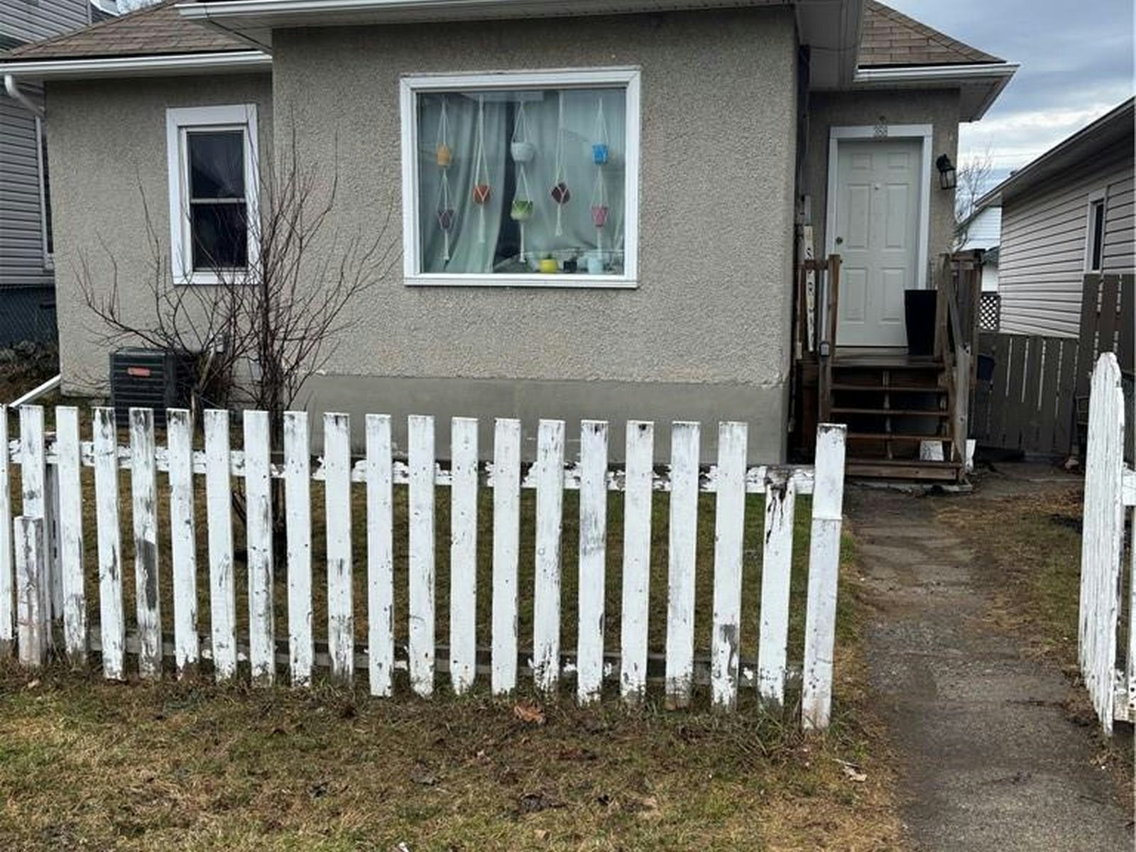 2 Bed-358 Burton Avenue, Greater Sudbury, ON, P3C 4K5
