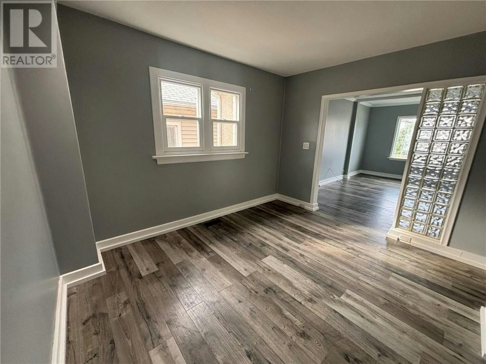 2 Bed-358 Burton Avenue, Greater Sudbury, ON, P3C 4K5 - 9
