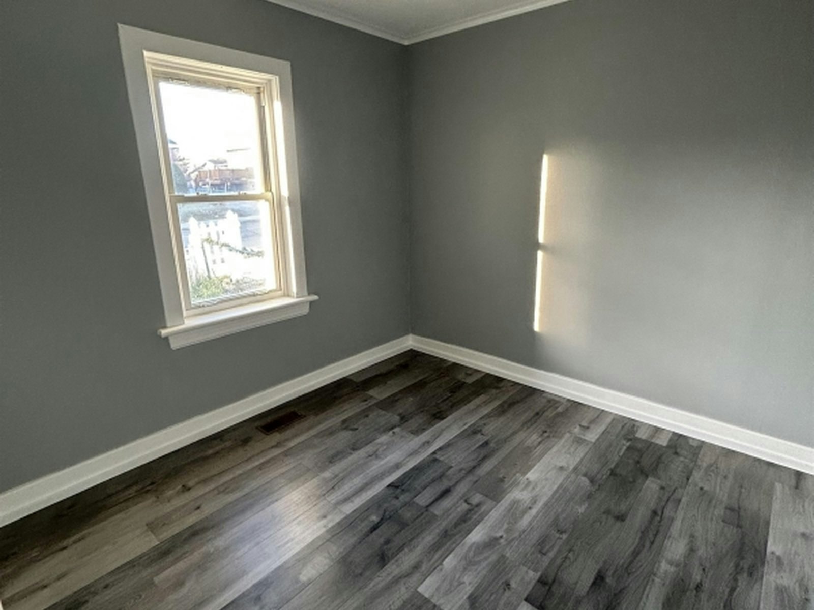 2 Bed-358 Burton Avenue, Greater Sudbury, ON, P3C 4K5 - 6