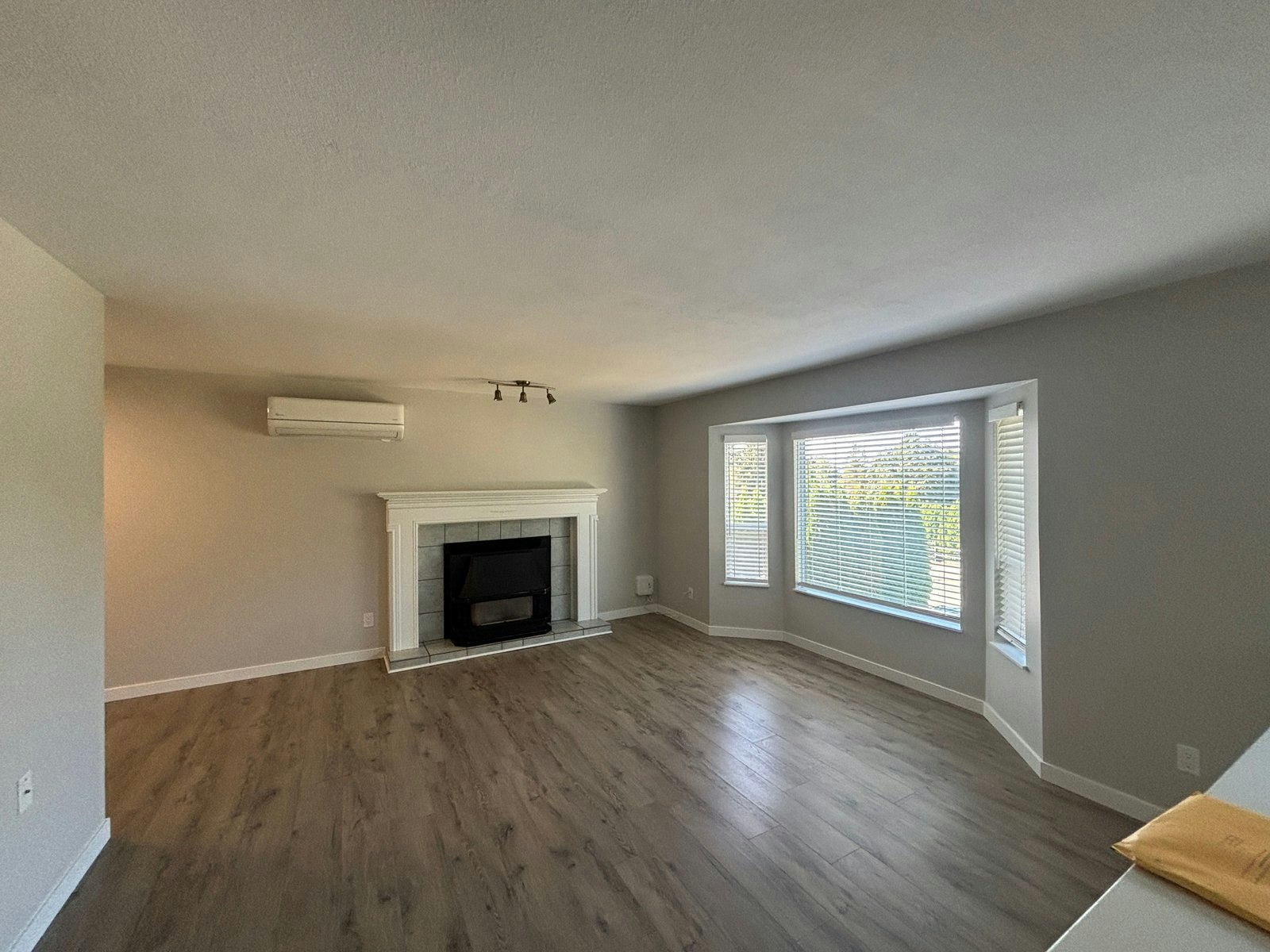 Main-35356 Mckee Road, Abbotsford, BC, V2S 8L5 - 4