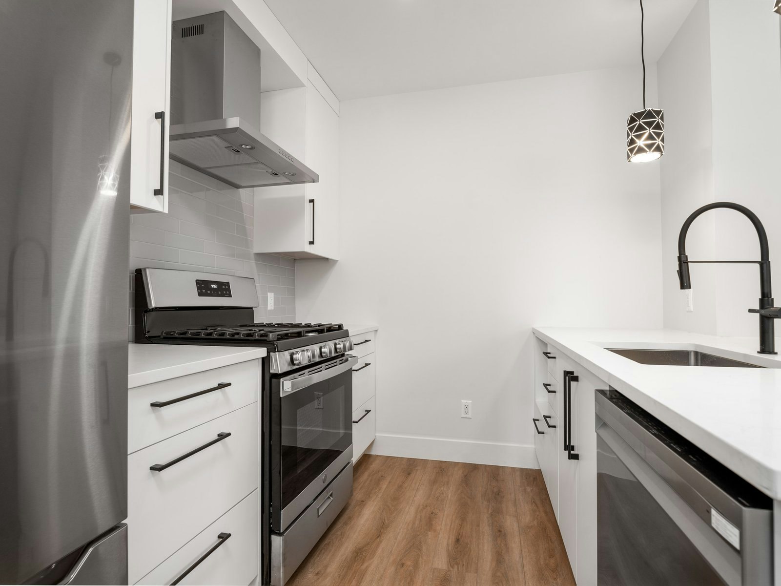 B-83 Rosemount Avenue, Ottawa, ON, K1Y 1P5 - 22