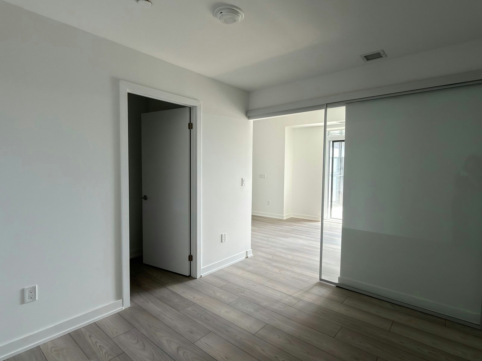 520-1007 The Queensway, Toronto, ON, M8Z 6C7 - 7