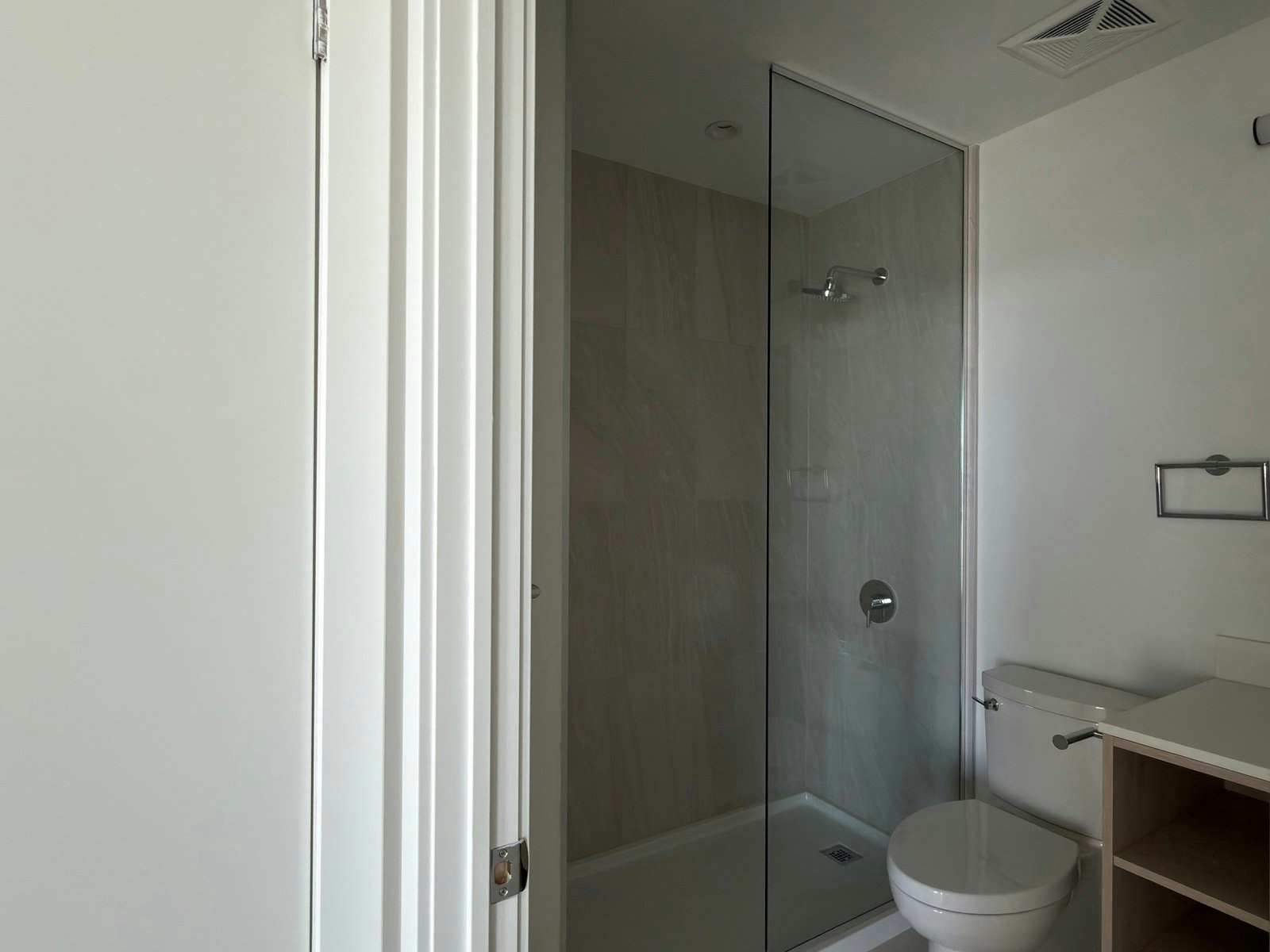 520-1007 The Queensway, Toronto, ON, M8Z 6C7 - 11