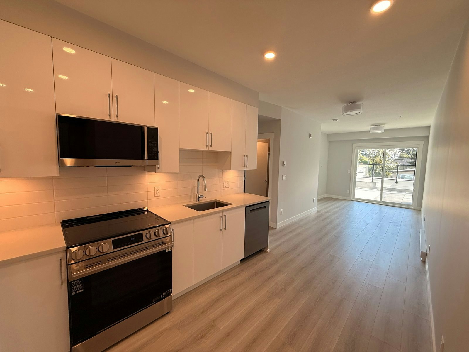 319-8423 Cedar Street, Mission, BC, V4S 1A1 - 4