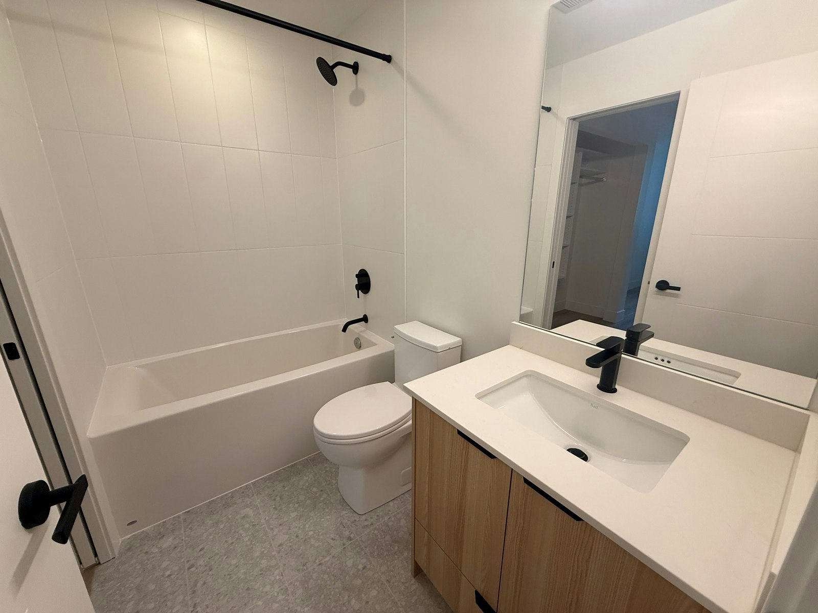 #329-20769 Fraser Highway, Langley, BC, V3A 0S4 - 9