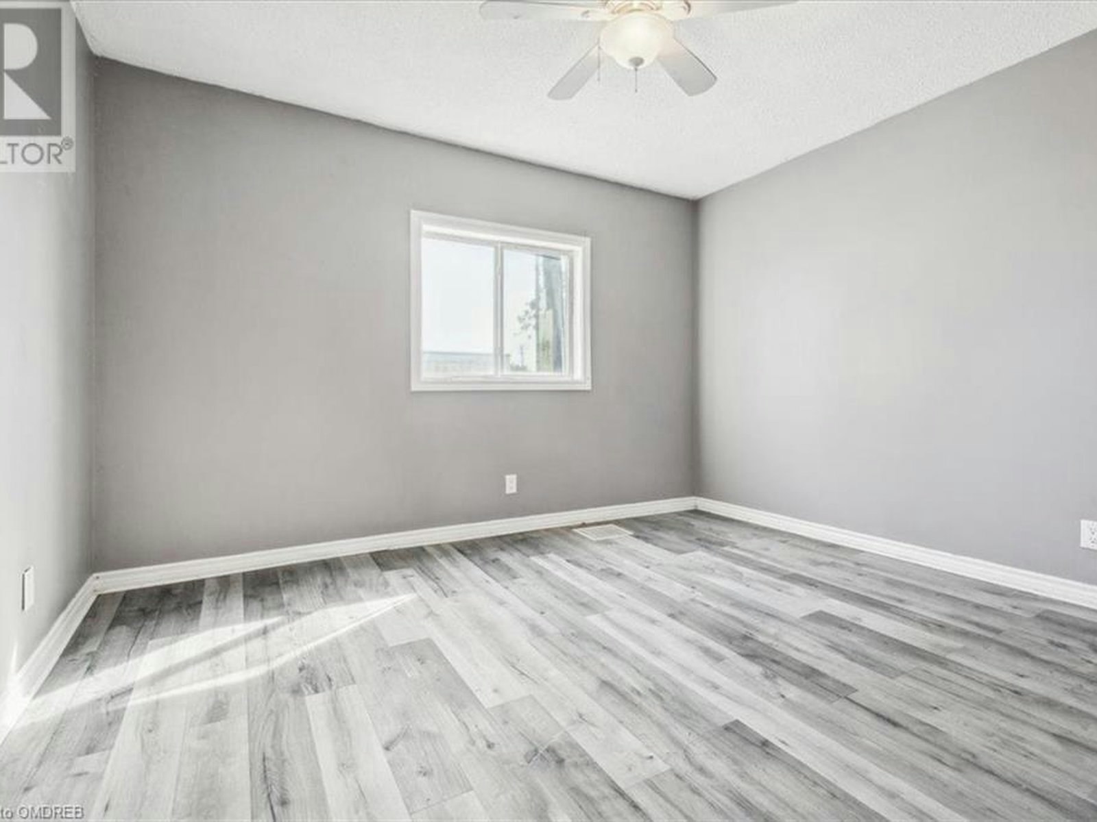 2-73 Vine Street S, St. Catharines, ON, L2R 3X9 - 21