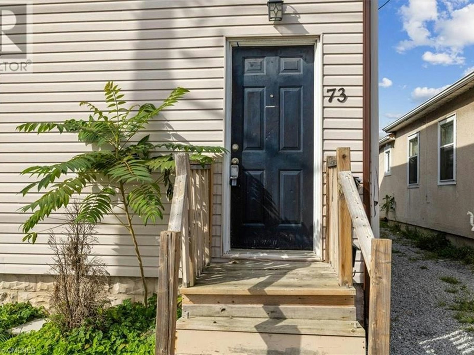 2-73 Vine Street S, St. Catharines, ON, L2R 3X9 - 3