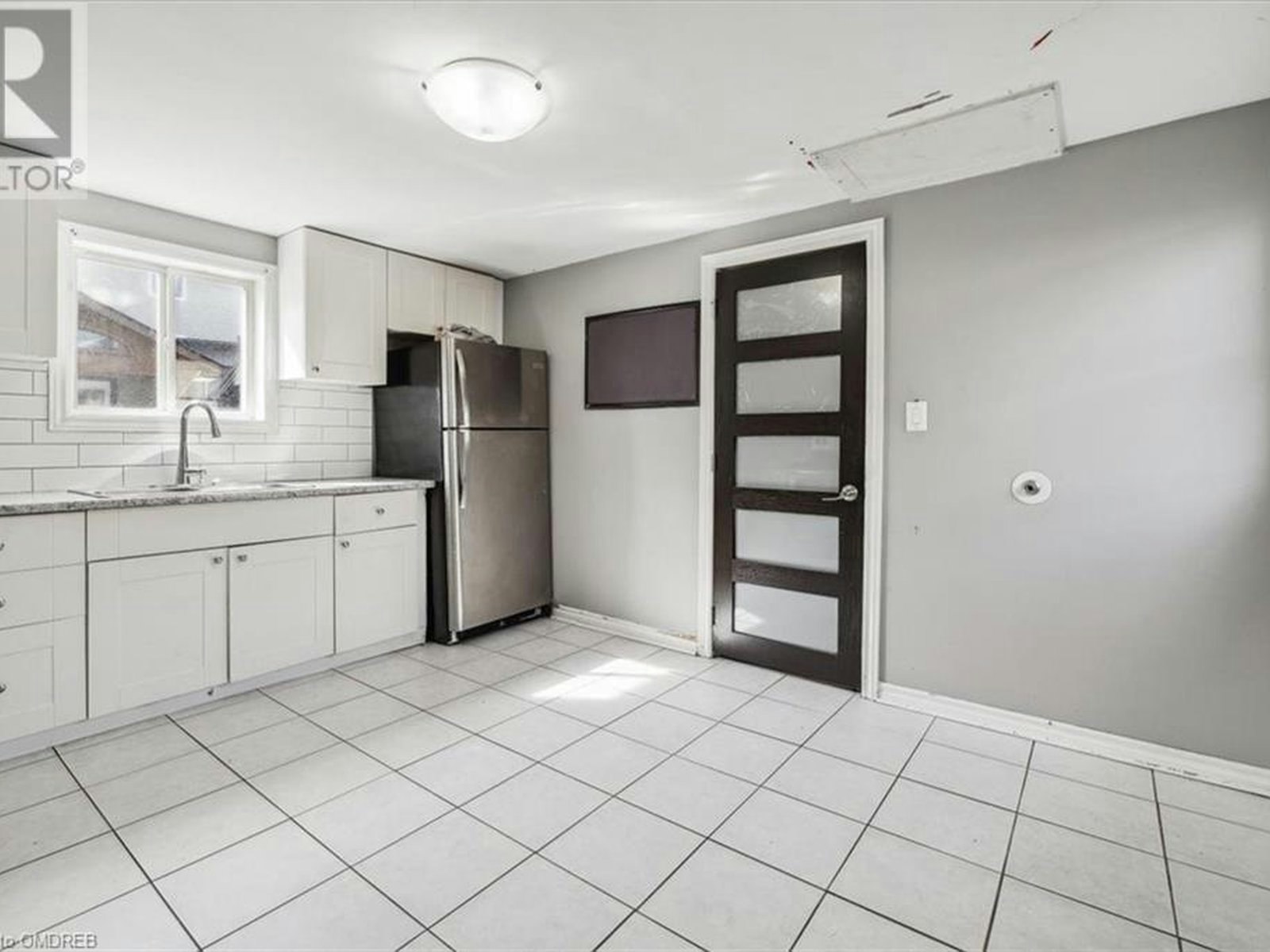 2-73 Vine Street S, St. Catharines, ON, L2R 3X9 - 10