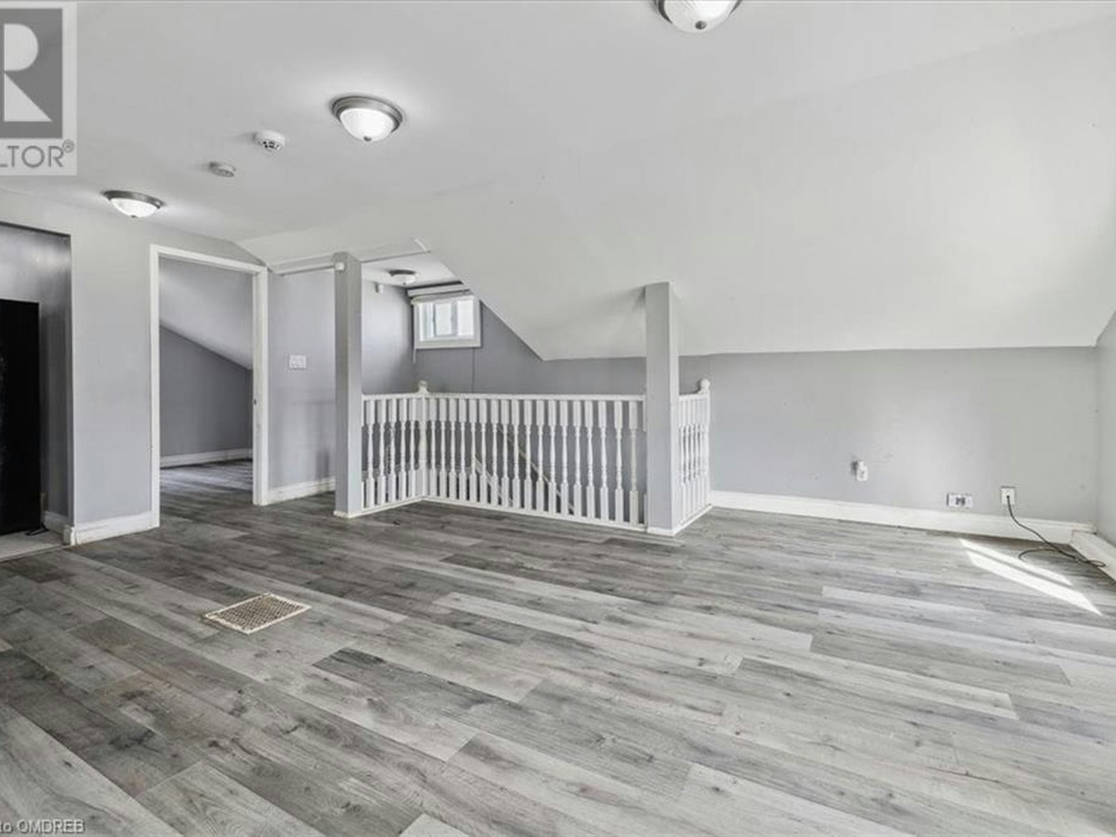 2-73 Vine Street S, St. Catharines, ON, L2R 3X9 - 16