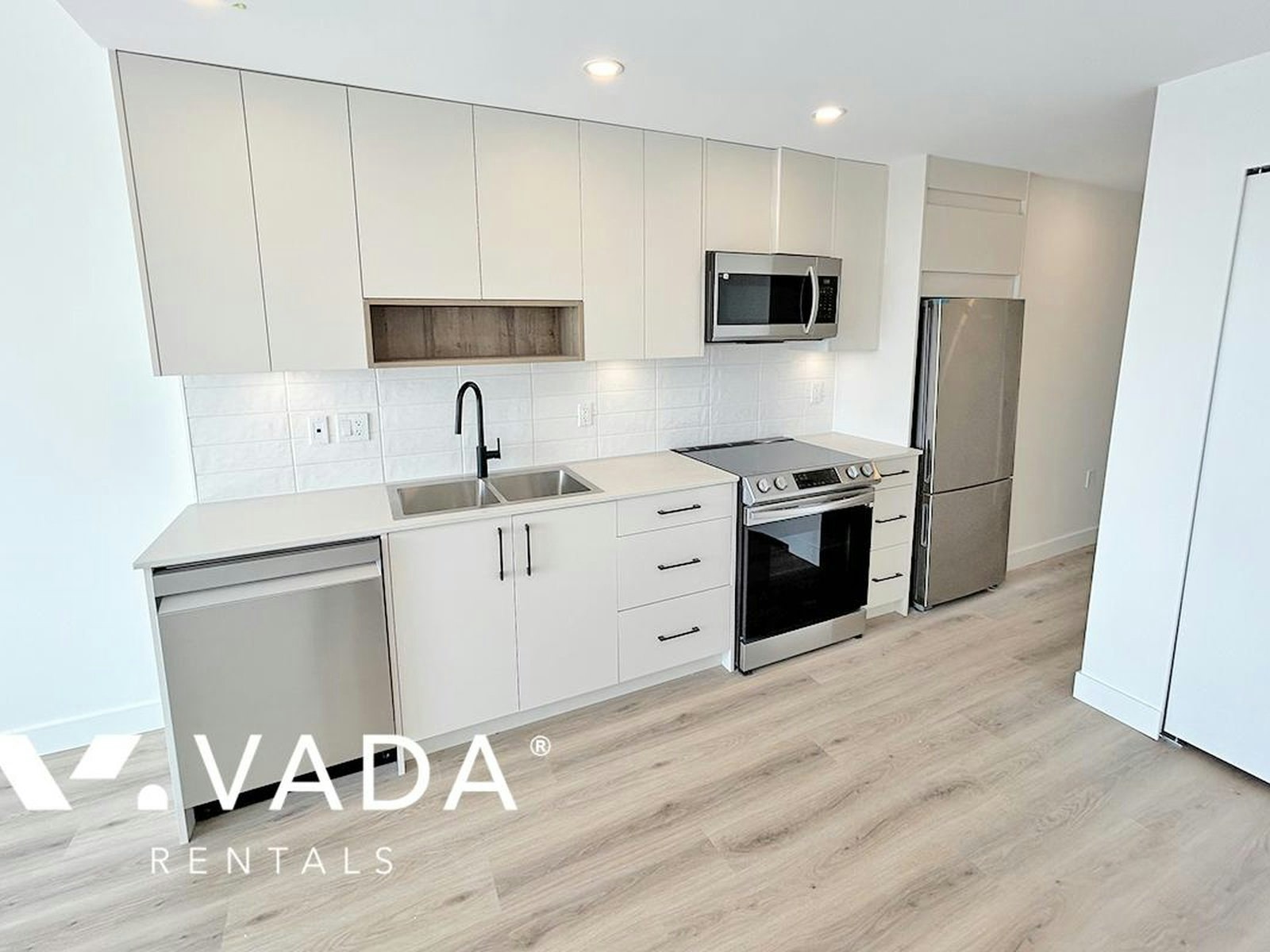 6517-3068 Kingsway, Vancouver, BC, V5R 0L6 - 8