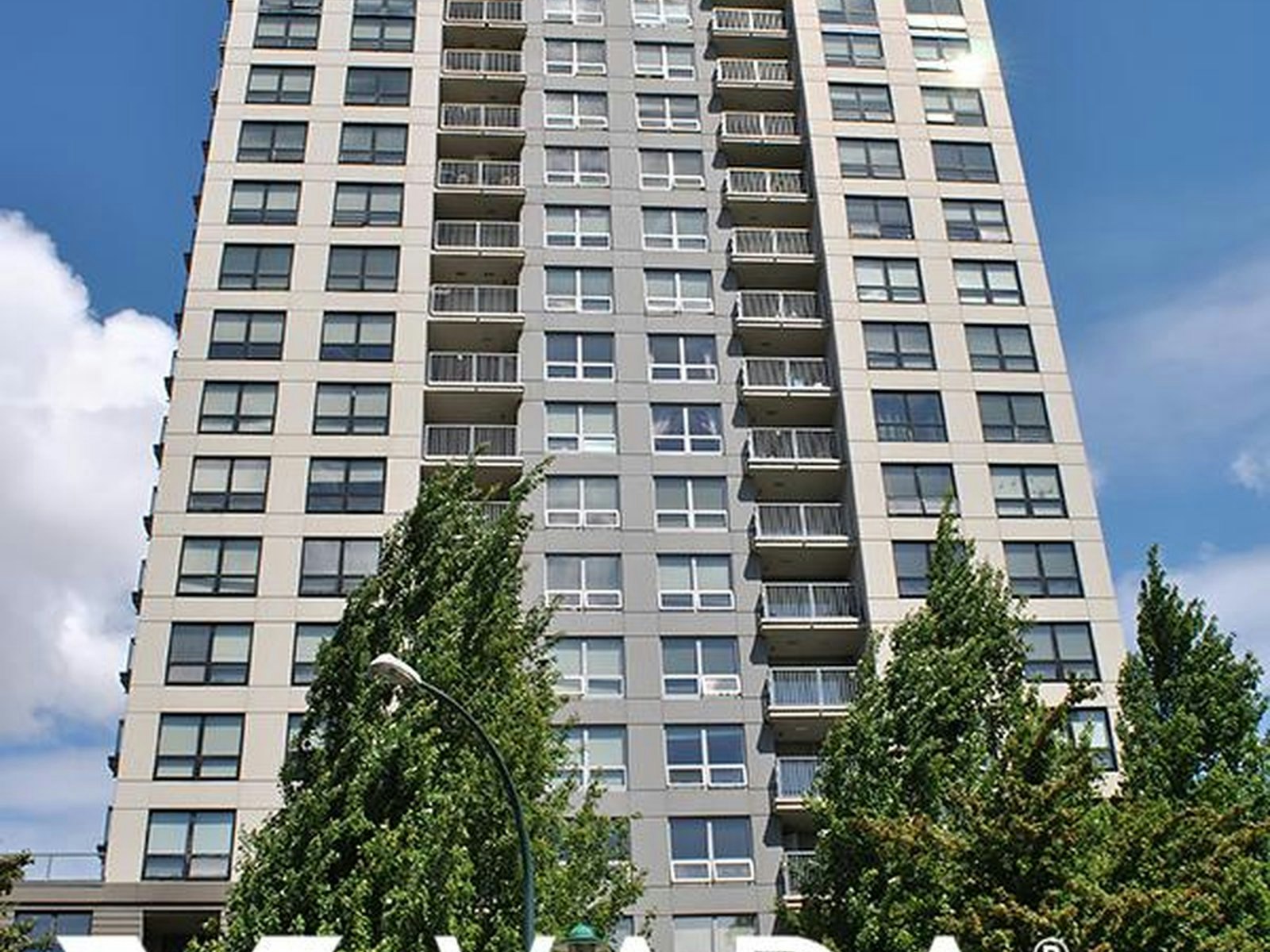 303-3663 Crowley Drive, Vancouver, BC, V5R 6H4 - 19