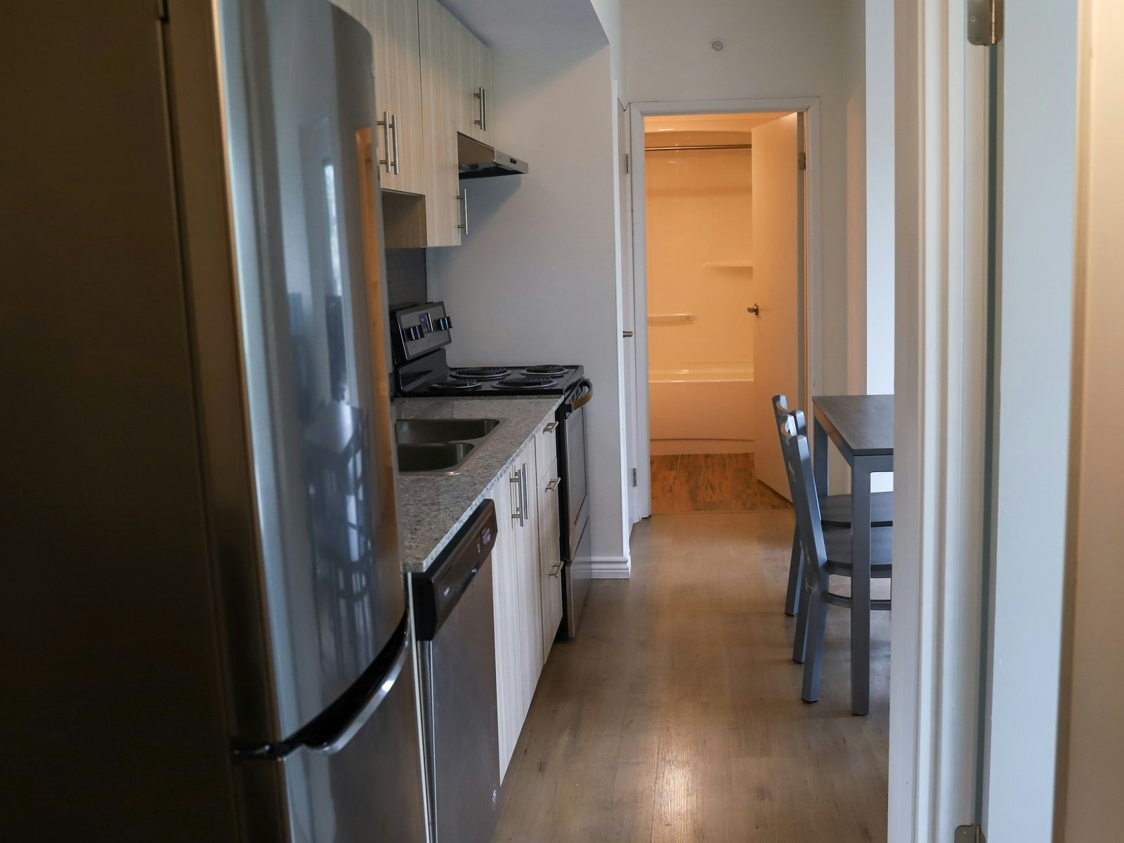 2-bed/1-bath-275 Larch Street, Waterloo, ON, N2L 0J5 - 13