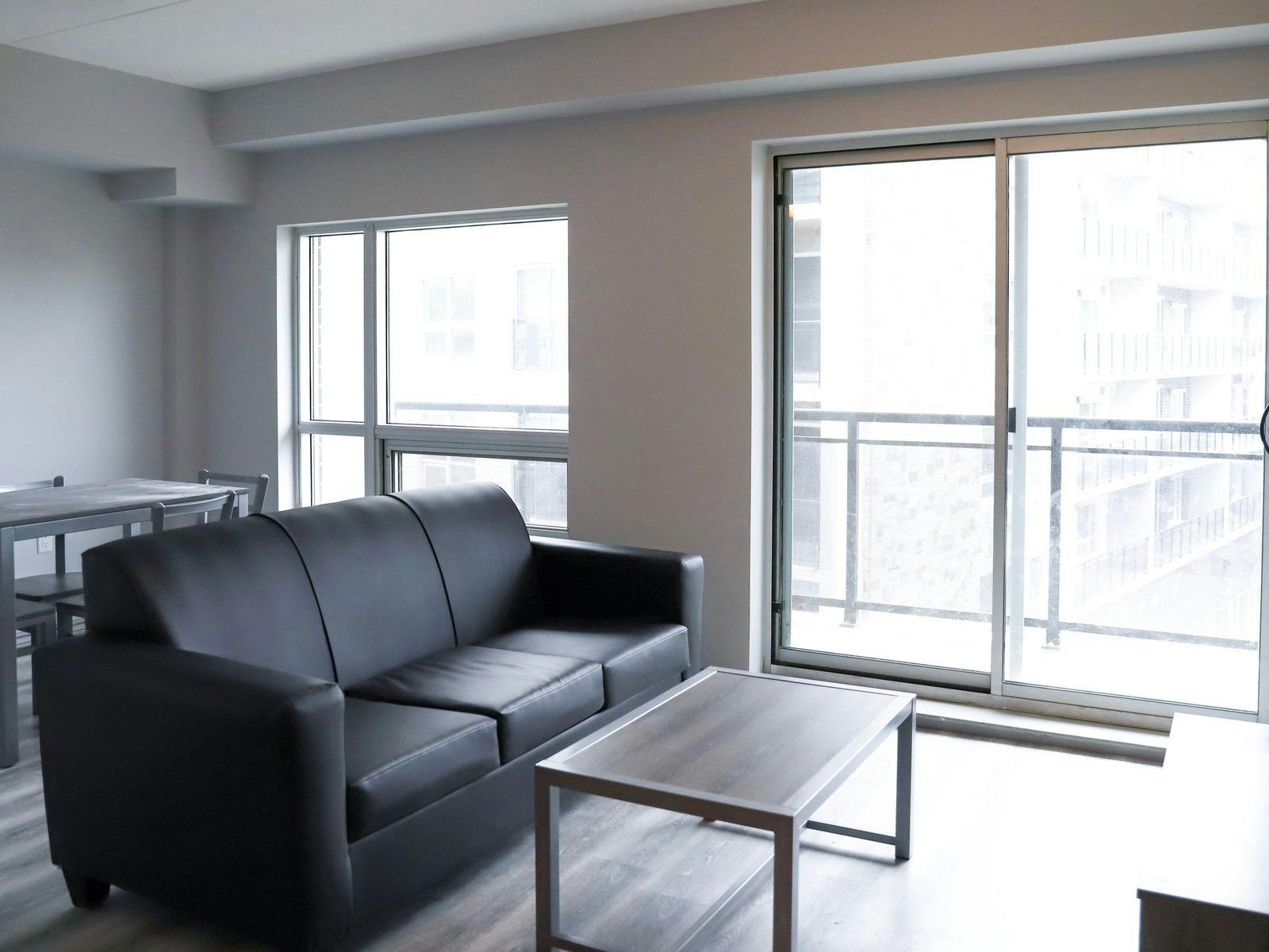 2-bed/1-bath-275 Larch Street, Waterloo, ON, N2L 0J5 - 23