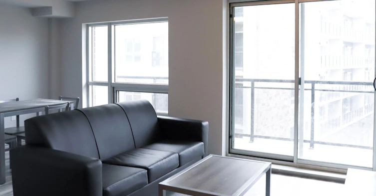 2-bed/1-bath-275 Larch Street, Waterloo, ON, N2L 0J5 - 23