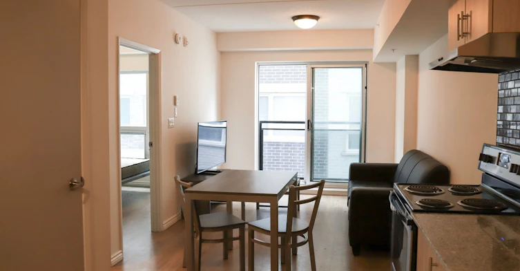 2-bed/1-bath-275 Larch Street, Waterloo, ON, N2L 0J5 - 9