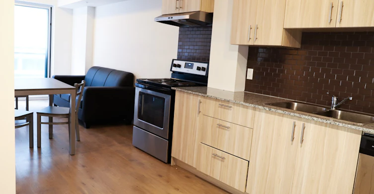 2-bed/1-bath-275 Larch Street, Waterloo, ON, N2L 0J5 - 17