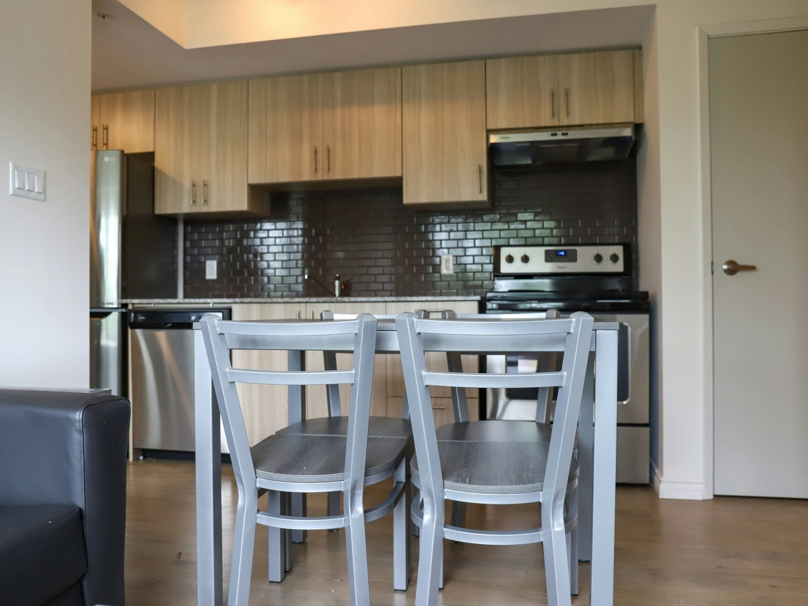 2-bed/1-bath-275 Larch Street, Waterloo, ON, N2L 0J5 - 11
