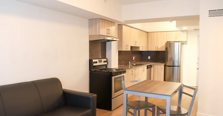2-bed/1-bath-275 Larch Street, Waterloo, ON, N2L 0J5 - 24
