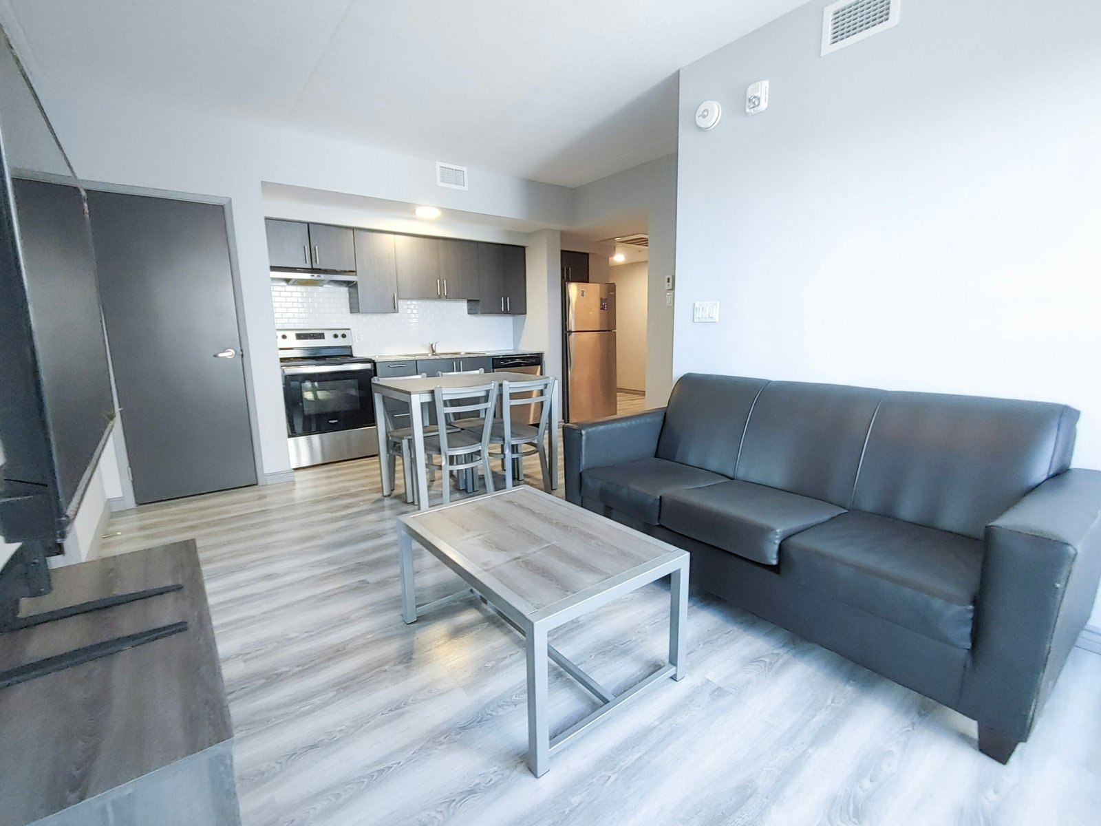 2-bed/1-bath-275 Larch Street, Waterloo, ON, N2L 0J5 - 25