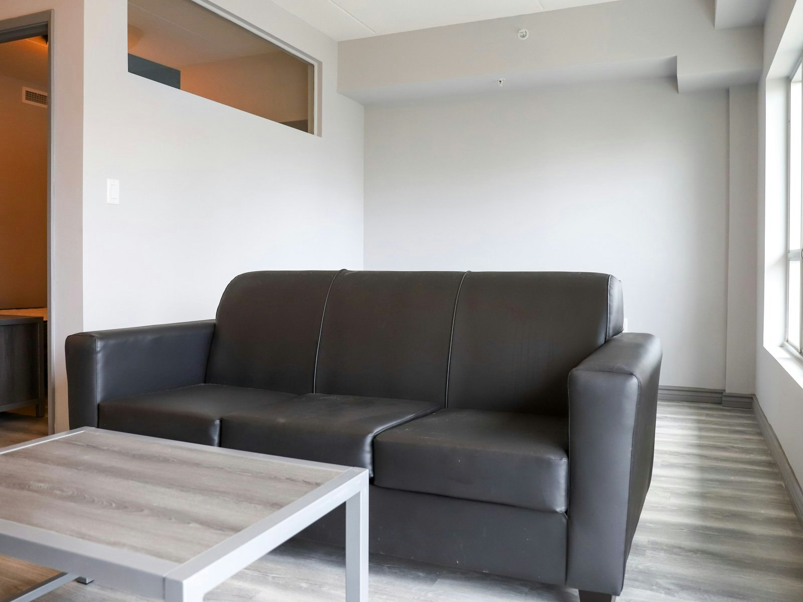 2-bed/1-bath-275 Larch Street, Waterloo, ON, N2L 0J5 - 20