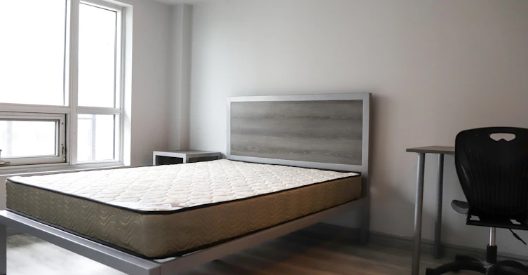 2-bed/1-bath-275 Larch Street, Waterloo, ON, N2L 0J5 - 12